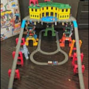 Thomas and Friends Super Station